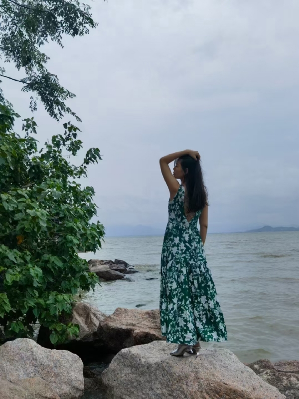 甜以待人的第四张照片--潍坊相亲服务中心