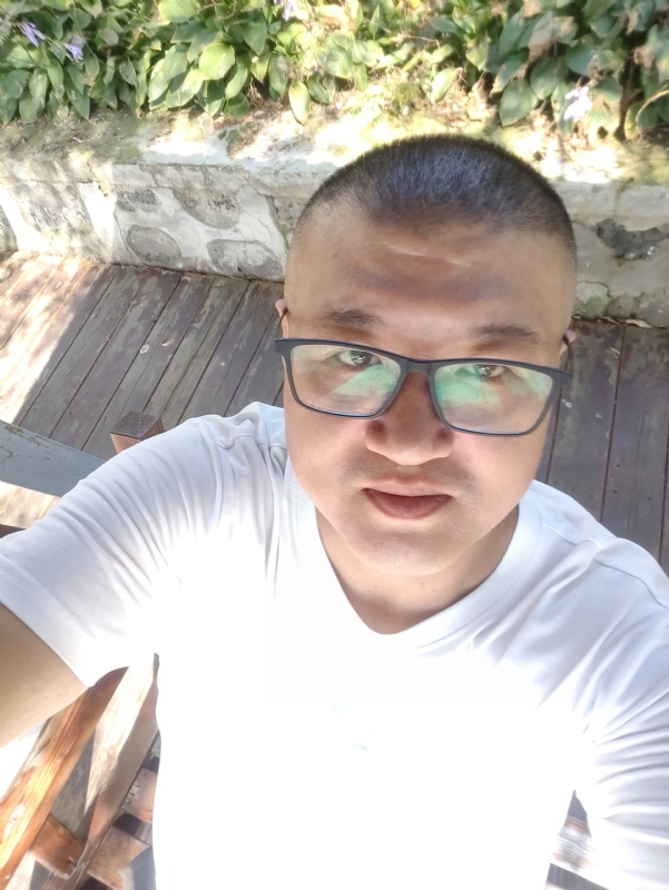 羊十八的第一张照片--潍坊相亲服务中心