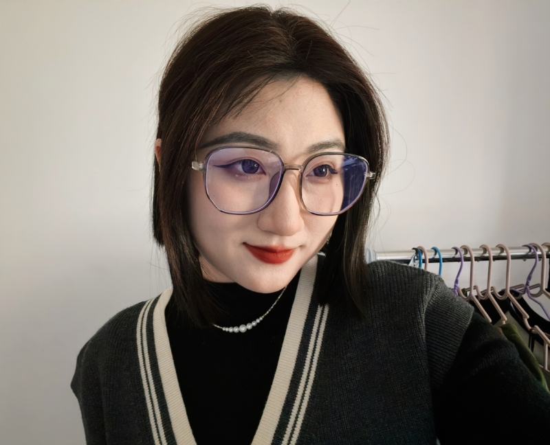 Helen的第一张照片--潍坊相亲服务中心