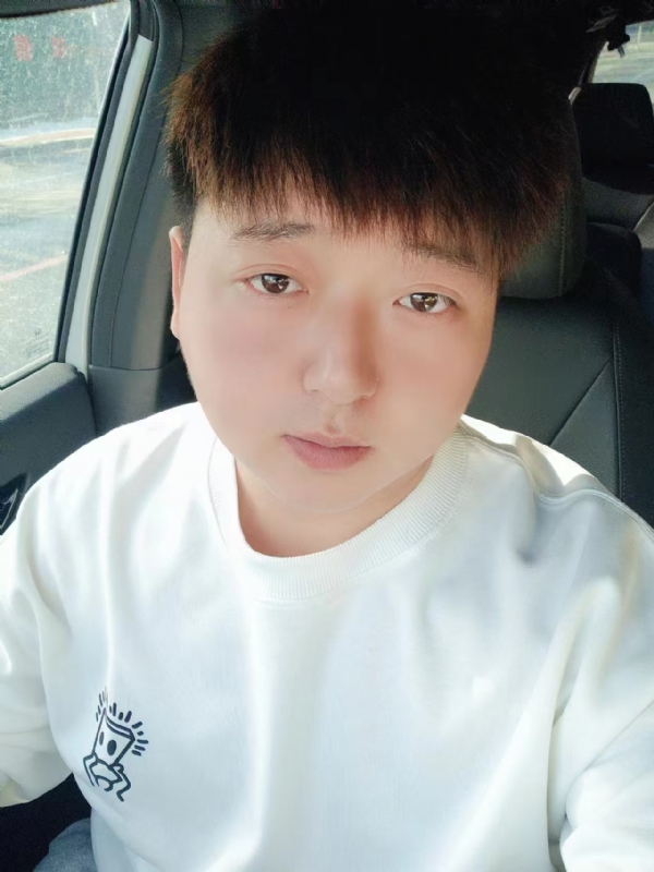 可乐加冰的第一张照片--潍坊相亲服务中心