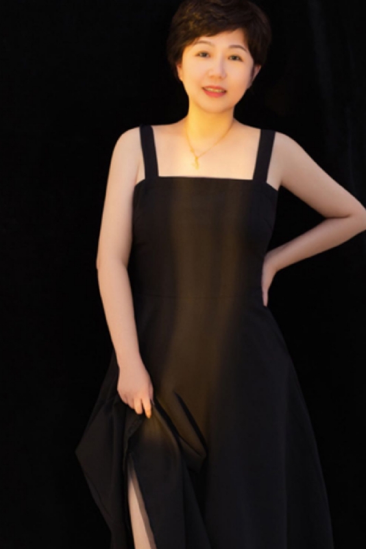 阿娜的第一张照片--潍坊相亲服务中心