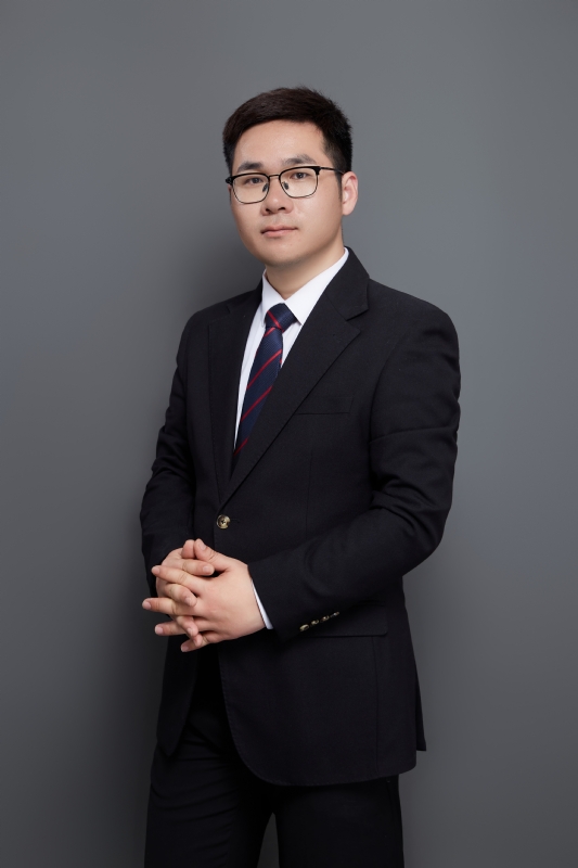 认真的第二张照片--潍坊相亲服务中心