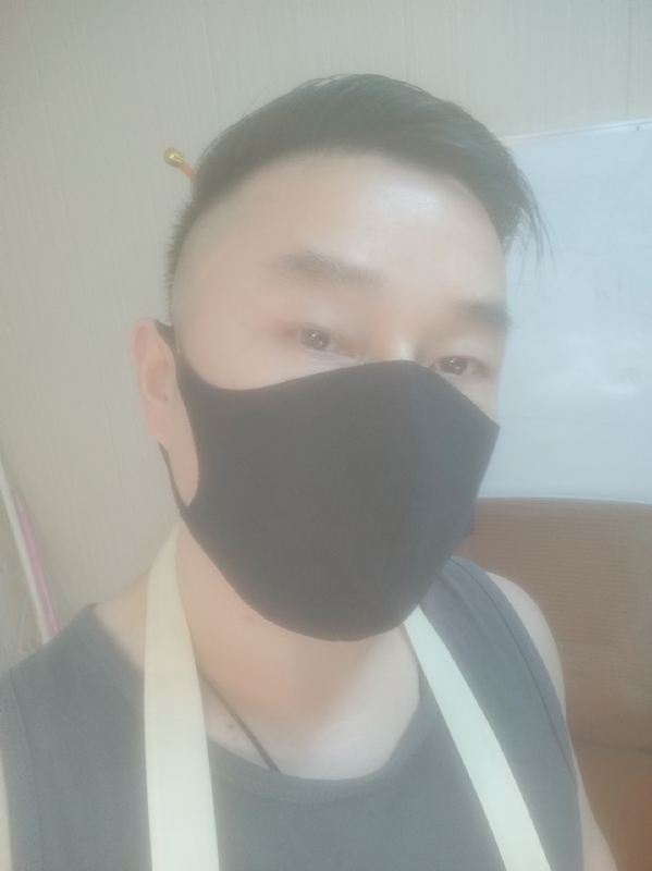 Poluk秦的第二张照片--潍坊相亲服务中心