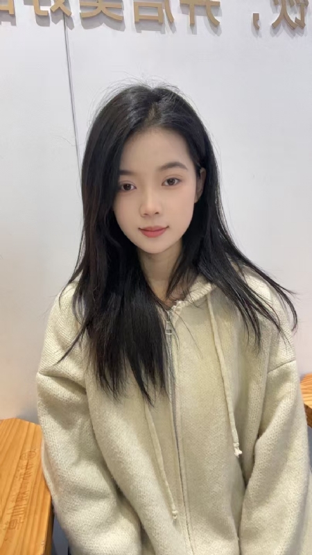 草莓奶昔的第一张照片--潍坊相亲服务中心