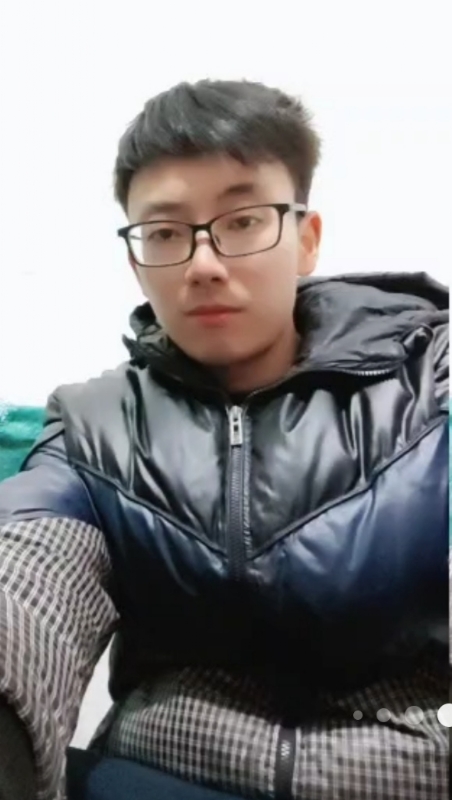 吐泡泡的小鱼的第一张照片--潍坊相亲服务中心