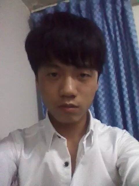 凌轩的第一张照片--潍坊相亲服务中心