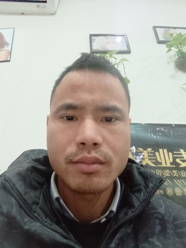 liuliyong的第一张照片--潍坊相亲服务中心