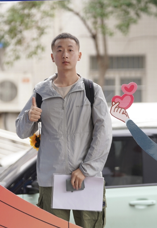 当下的第一张照片--潍坊相亲服务中心