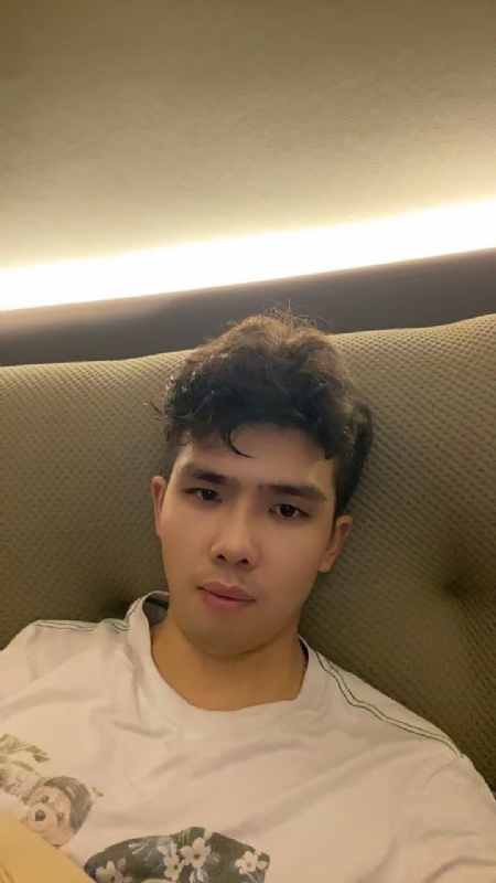 阿龙设计师的第一张照片--潍坊相亲服务中心