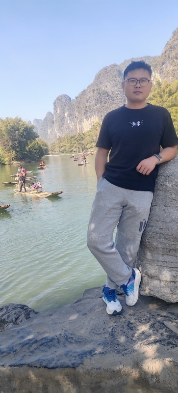 受过伤的狼的第二张照片--潍坊相亲服务中心