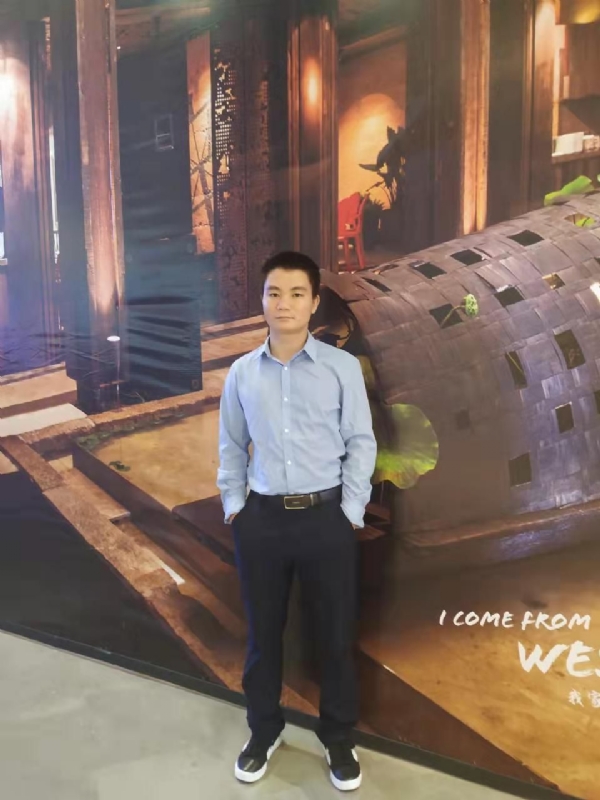 梧桐枫叶的第一张照片--潍坊相亲服务中心