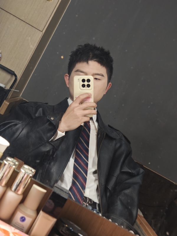 郝天翔的第一张照片--潍坊相亲服务中心