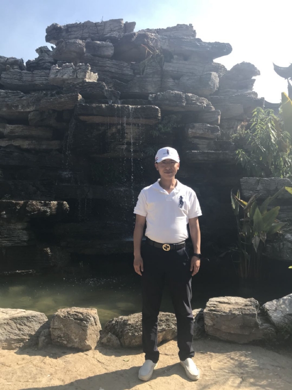 Lin的第三张照片--潍坊相亲服务中心