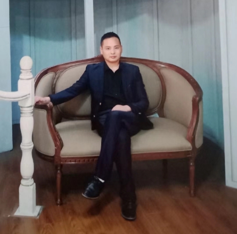 龙行天下的第二张照片--潍坊相亲服务中心