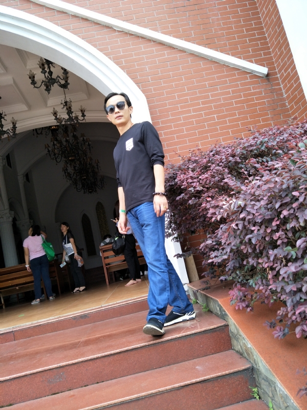 易进的第二张照片--潍坊相亲服务中心