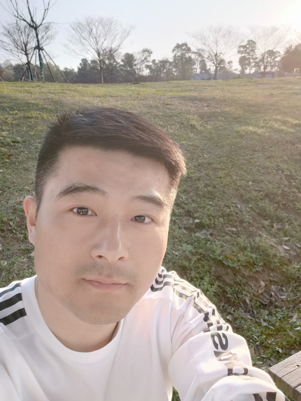 一凡的第一张照片--潍坊相亲服务中心