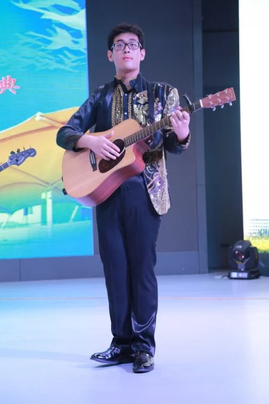 一叶知秋ZG的第一张照片--潍坊相亲服务中心