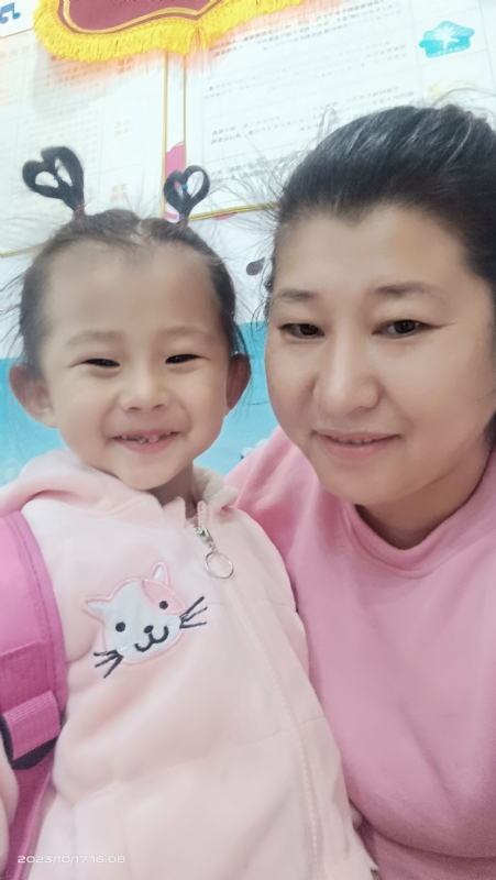 离异带俩娃的第一张照片--潍坊相亲服务中心