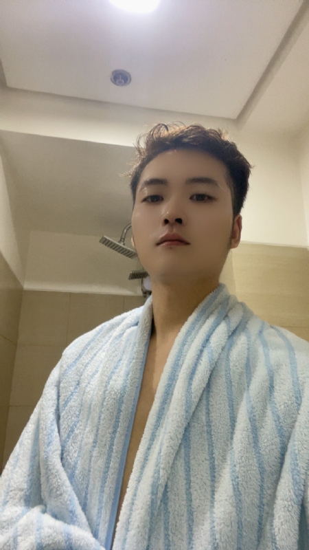 凡尘的第一张照片--潍坊相亲服务中心