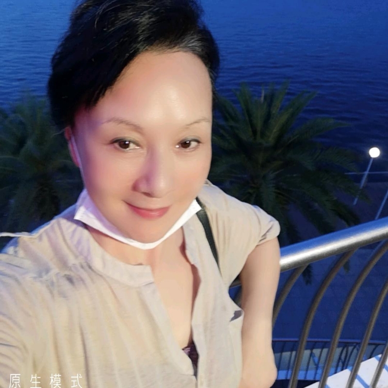 hong的第一张照片--潍坊相亲服务中心