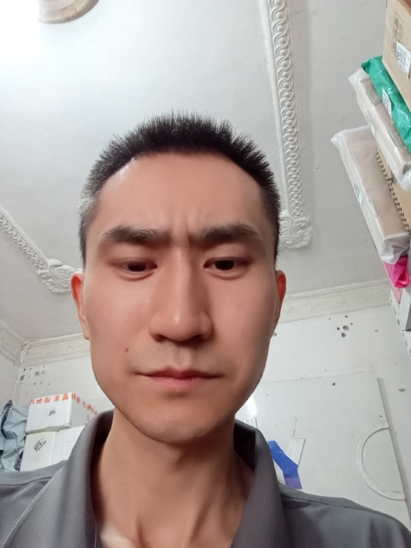 西门吹雪的第一张照片--潍坊相亲服务中心