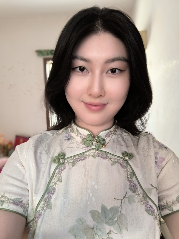 梅莱的第一张照片--潍坊相亲服务中心