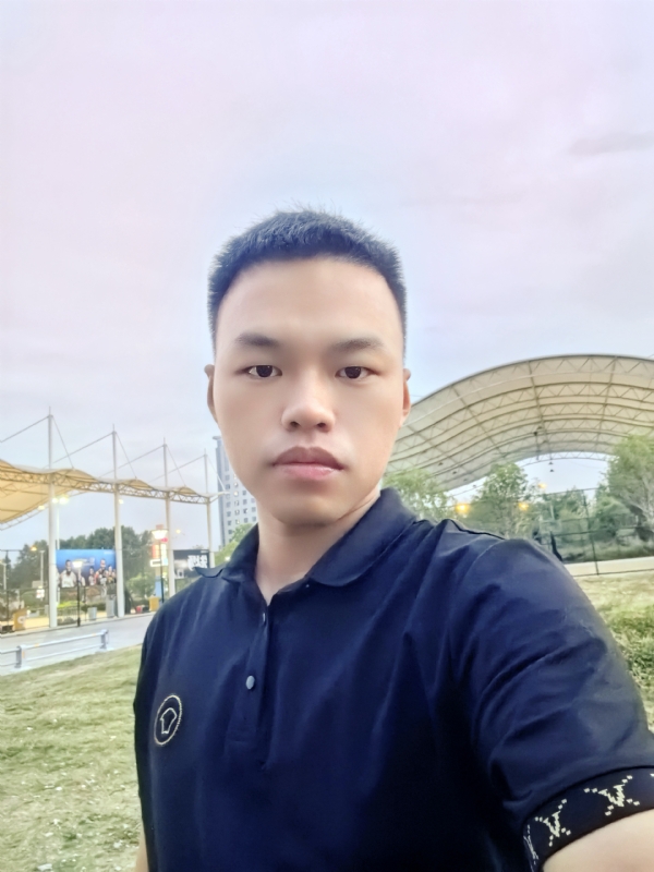 心中有你的第二张照片--潍坊相亲服务中心