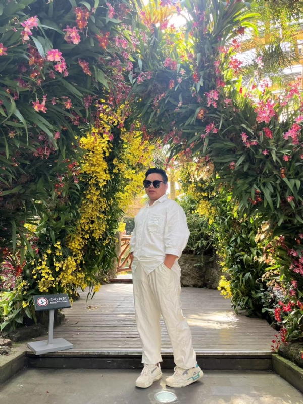 少一点的第一张照片--潍坊相亲服务中心