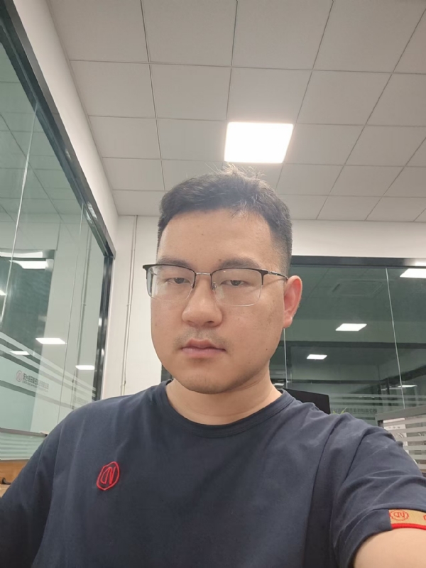 雨落浅响的第一张照片--潍坊相亲服务中心