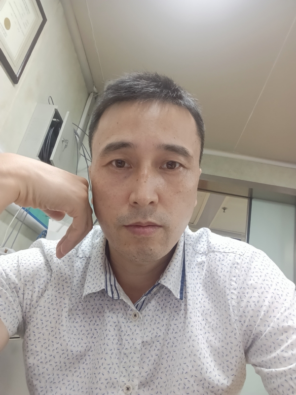 笑看一切的第三张照片--潍坊相亲服务中心