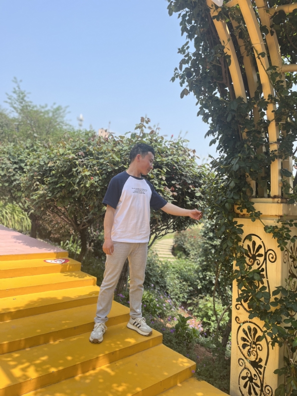 罗湘的第一张照片--潍坊相亲服务中心