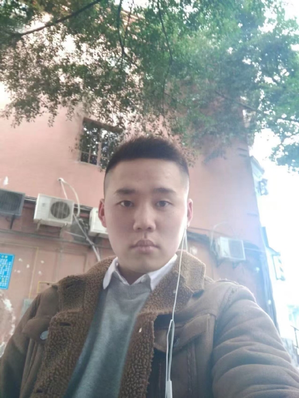 想了很久的男人的第一张照片--潍坊相亲服务中心