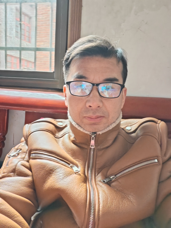 弹簧的第一张照片--潍坊相亲服务中心