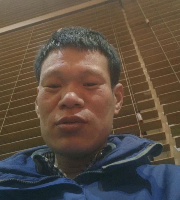 爱你在心口难开的第一张照片--潍坊相亲服务中心