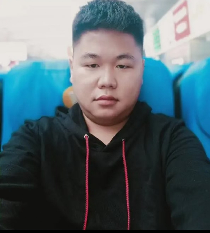 黄斌的第二张照片--潍坊相亲服务中心