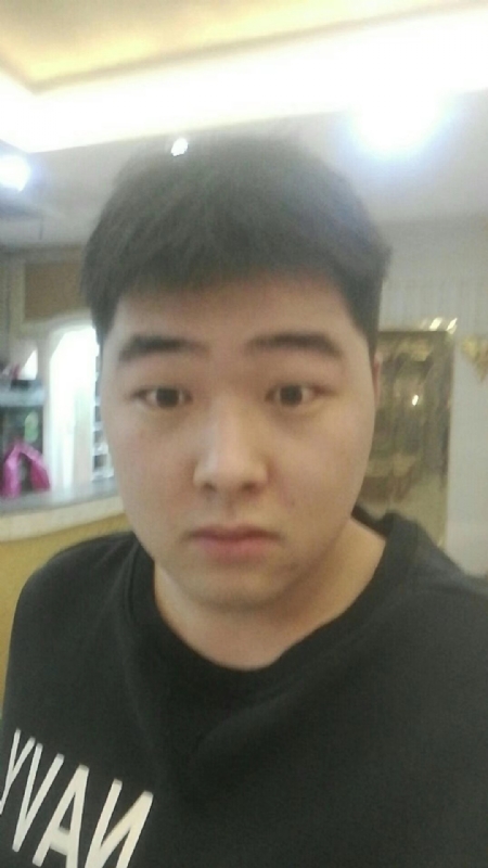 丹尼的第二张照片--潍坊相亲服务中心