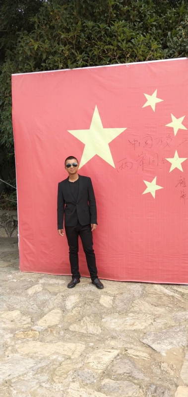 奔腾的小乌鸦的第一张照片--潍坊相亲服务中心