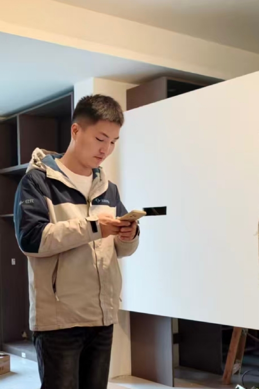 熊展的第一张照片--潍坊相亲服务中心