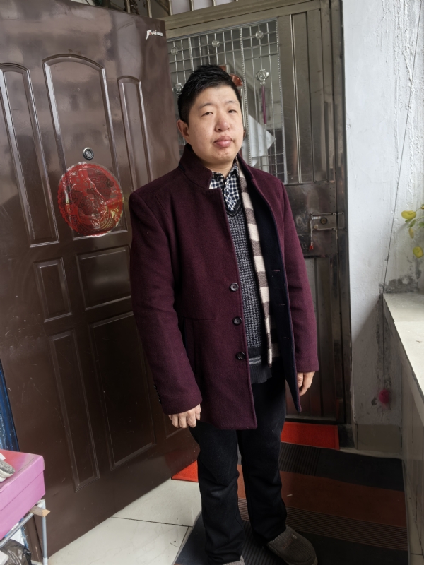 卢显澳的第一张照片--潍坊相亲服务中心