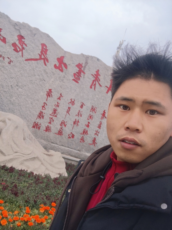 迎春的第一张照片--潍坊相亲服务中心