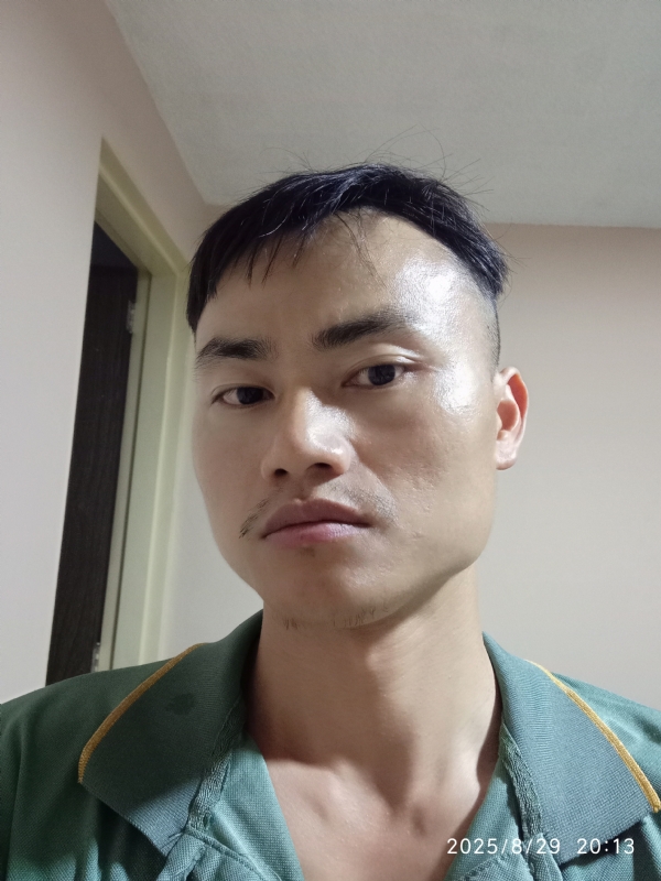 自简的第二张照片--潍坊相亲服务中心