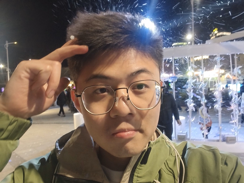 独揽星河的第一张照片--潍坊相亲服务中心