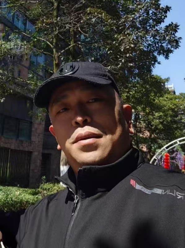 蓝色海洋的第一张照片--潍坊相亲服务中心