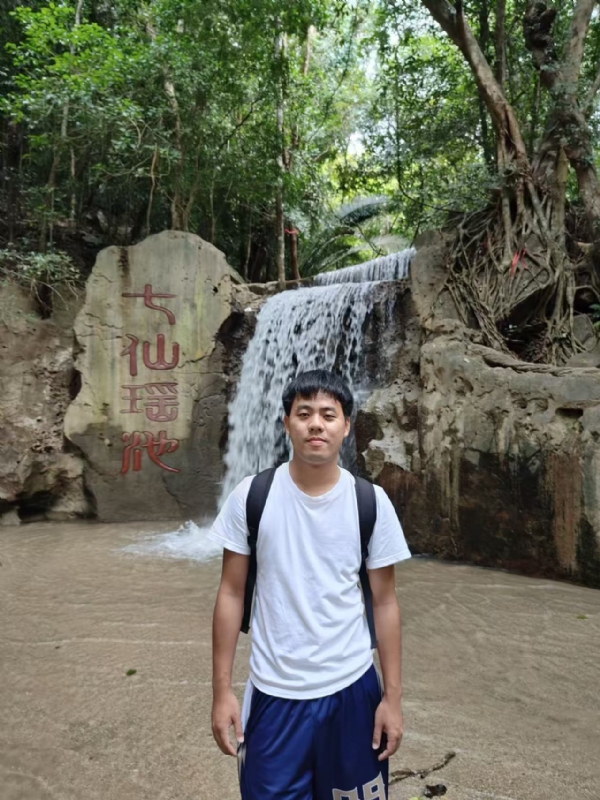 麻辣的第一张照片--潍坊相亲服务中心